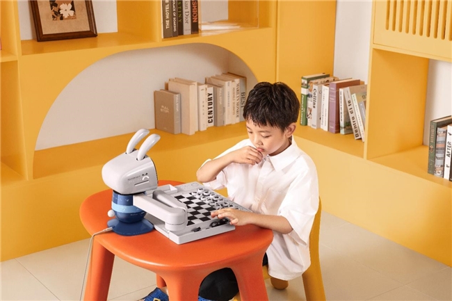 元萝卜联动疯狂动物城推朱迪系列新品,解锁家庭成长时光