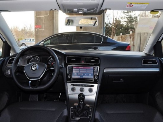 一汽-大众  1.4TSI 手动 中控台整体