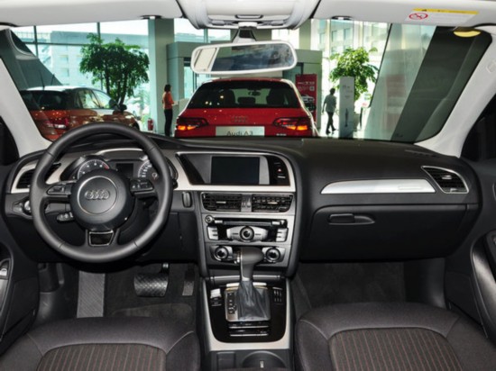 一汽奥迪  45 TFSI quattro 中控台整体