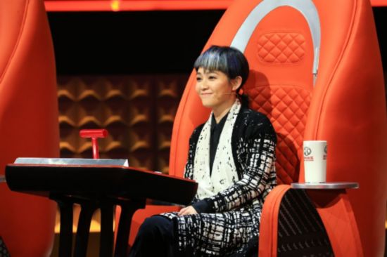 陶喆又“咸猪手”？《中国好歌曲》网友怒揭范晓萱遭遇