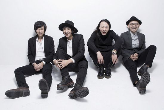 旅行团新歌冲鼎TOP榜冠军