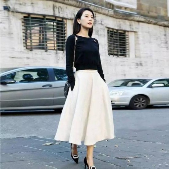 今天穿什么：伞裙为什么一定要配紧身上衣？