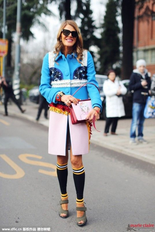 我用充满学院风的长筒袜致我逝去的少女时代 ！ 