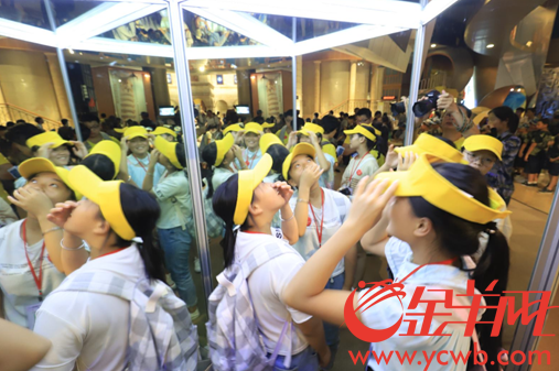 放飞山区小梦想——蝴蝶助学团组织贵州山区学生游广州 放飞山区小梦想——蝴蝶助学团组织贵州山区学生游广州